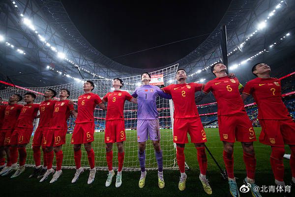 老师的奶子好大